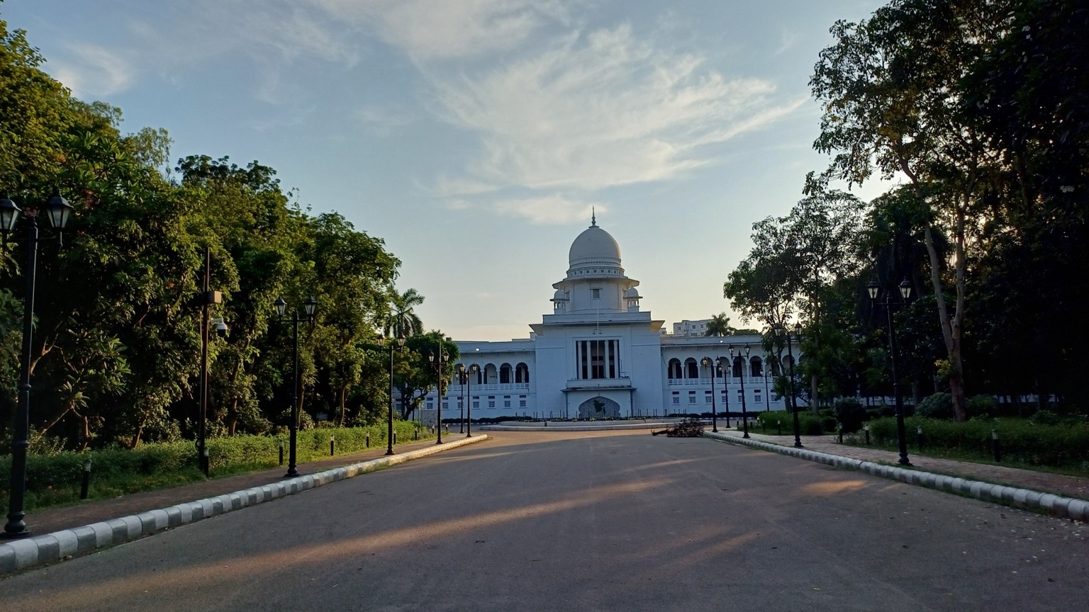 সম্পাদকীয়: ব্যাংকিং খাতে সুশাসন ও ঝুঁকি ব্যবস্থাপনা জোরদারে কাঠামোগত সংস্কারের বিকল্প নেই